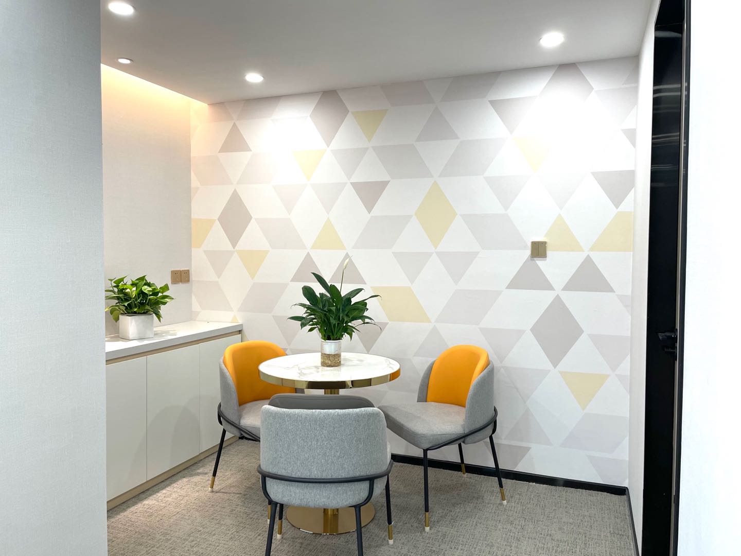 8-2205201GA02D.jpg 上海华盛大厦拎包入住338平(图9)