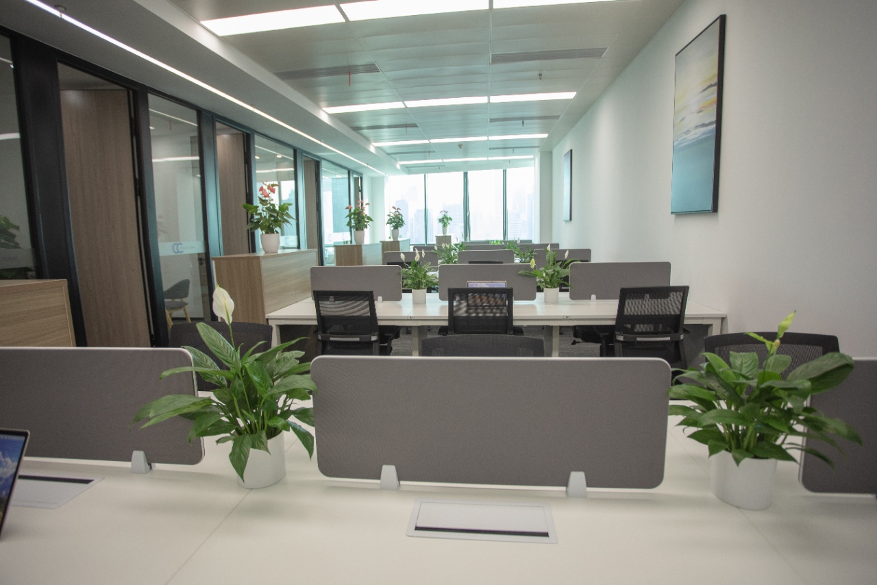 黄浦恒积大厦 人民广场写字楼出租 精装修带家具 特价300平现房出租 大世界老西门商圈(图3)