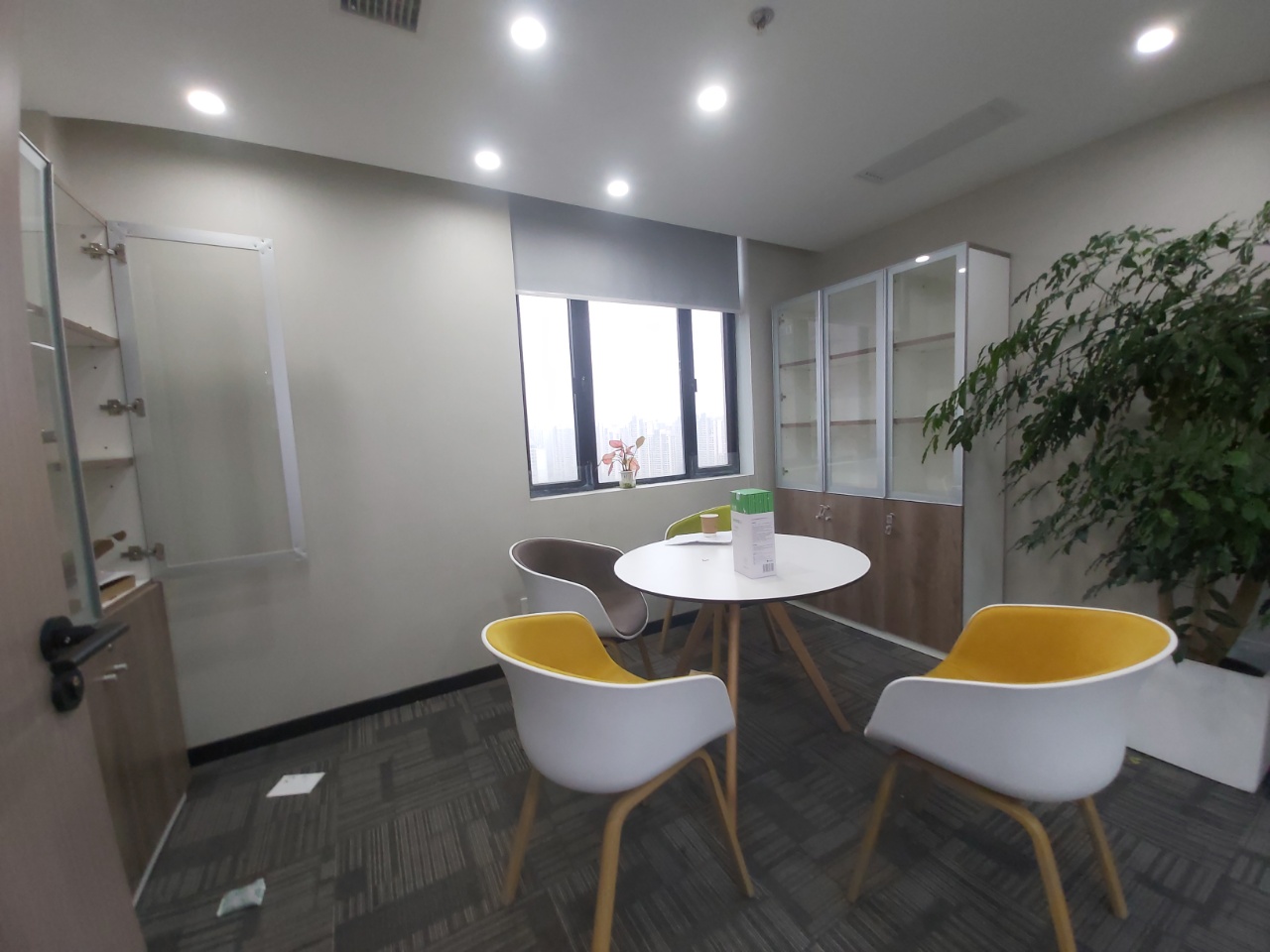 12-220525153540196.jpg 嘉里中心387平|精装修带家具|南京路商圈| 近静安寺越洋广 场(图8)
