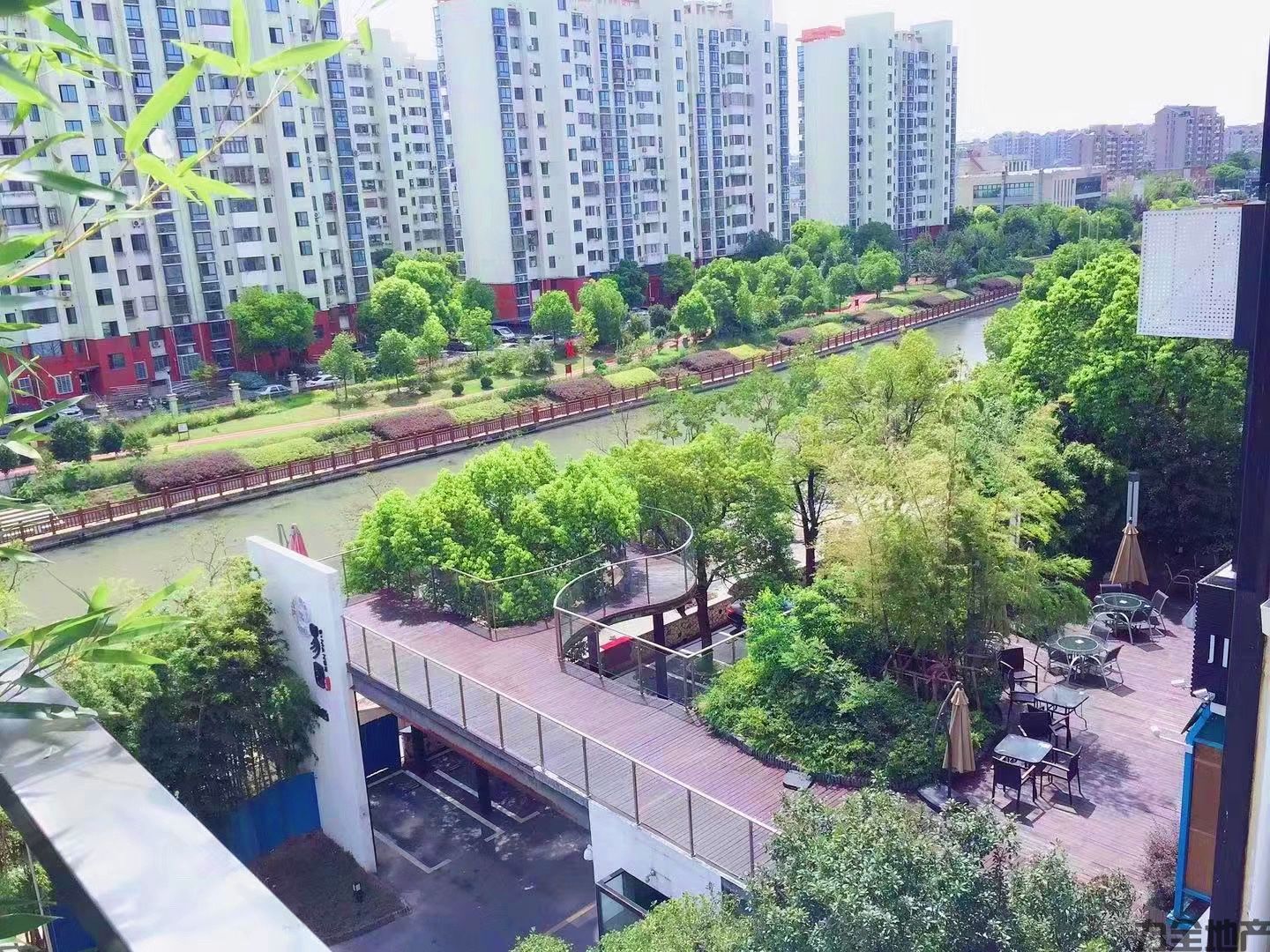 吴中路虹桥德必易园210平办公室出租带装修(图6)